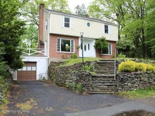 Foreclosed Home - 124 BERWICK HEIGHTS RD, 18301