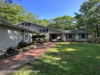 Foreclosed Home - 11 LEDGEWOOD CT, 18302
