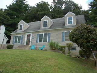 Foreclosed Home - 2239 CLEARVIEW DR, 18302