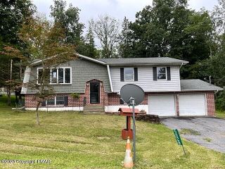 Foreclosed Home - 5028 PINE RIDGE RD S, 18302