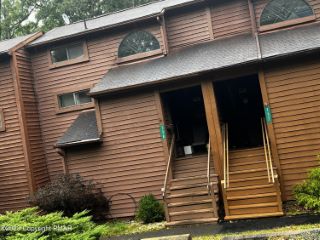 Foreclosed Home - 138 ENGLISH CT, 18324