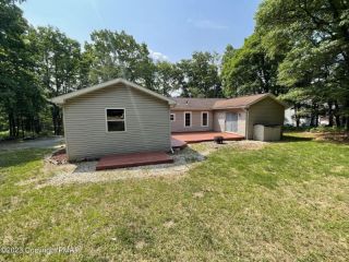 Foreclosed Home - 1221 N ROCKY MOUNTAIN DR, 18330