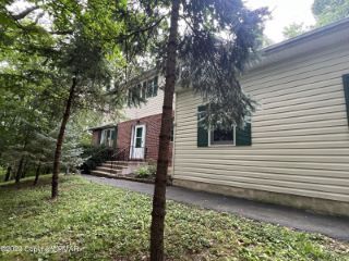 Foreclosed Home - 232 CHIPPERFIELD DR, 18330