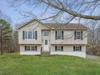 Foreclosed Home - 375 BUTZ LN, 18355