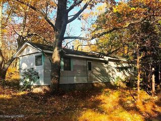Foreclosed Home - 109 T BAR TRL, 18355