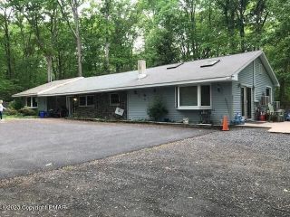 Foreclosed Home - 2461 MOUNTAIN RD, 18360