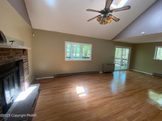 Foreclosed Home - 9265 WESTWOOD DR, 18466