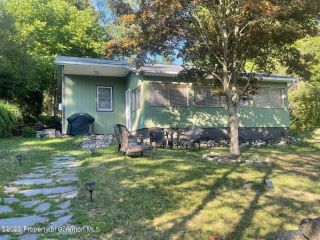 Foreclosed Home - 31 MAPLE ST, 18618