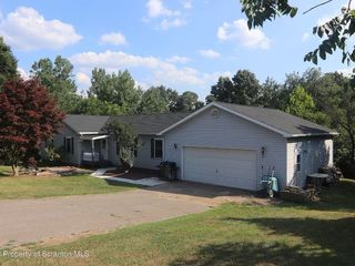 Foreclosed Home - 210 HIGHFIELD DR, 18657