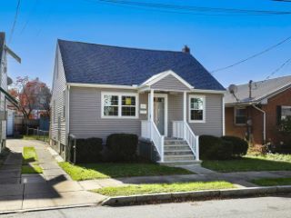 Foreclosed Home - 130 LAWRENCE ST, 18702