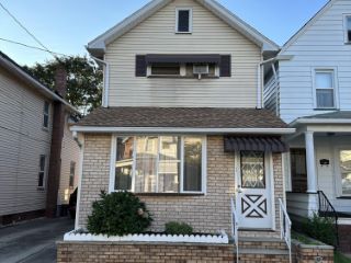 Foreclosed Home - 572 N FRANKLIN ST, 18702