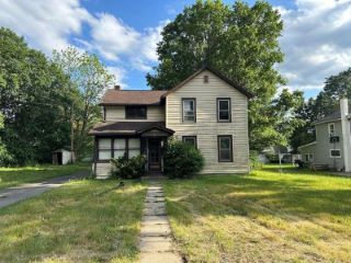 Foreclosed Home - 32 PLEASANT ST, 18840