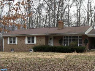 Foreclosed Home - 104 SHADY LN, 18960