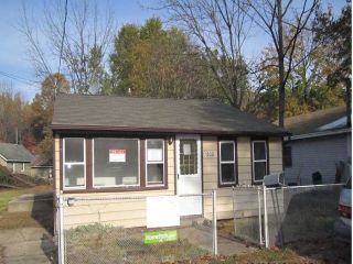 Foreclosed Home - 1930 PARKVIEW AVE, 19007