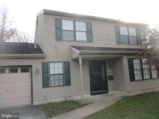 Foreclosed Home - 1296 SYCAMORE AVE, 19021