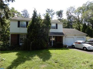 Foreclosed Home - 136 Pinehill Rd, 19053