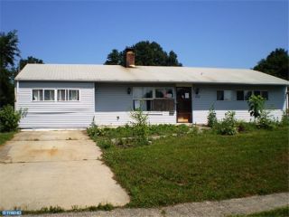 Foreclosed Home - 152 CRABTREE DR, 19055