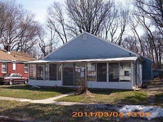 Foreclosed Home - 5608 FLEETWING DR, 19057