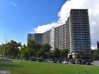 Foreclosed Home - 2401 PENNSYLVANIA AVE APT 19A10, 19130