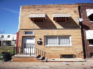 Foreclosed Home - 2121 SEARS ST, 19146