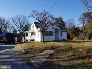 Foreclosed Home - 1030 Belvoir Road, 19462
