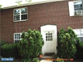 Foreclosed Home - 200 MAPLEWOOD DR APT B2, 19464
