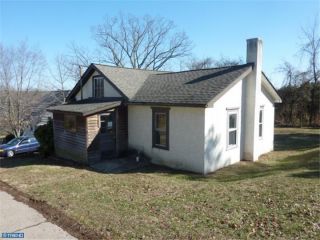 Foreclosed Home - 923 GRAVEL PIKE, 19473