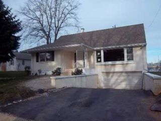 Foreclosed Home - 731 GREENWAY TER, 19607