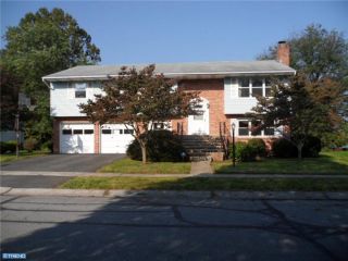Foreclosed Home - 32 DORCHESTER DR, 19610
