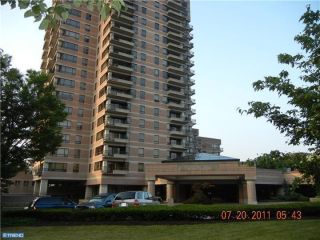 Foreclosed Home - 1100 LOVERING AVE APT 100, 19806