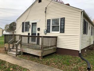 Foreclosed Home - 24 Highland Pl 24, 20640