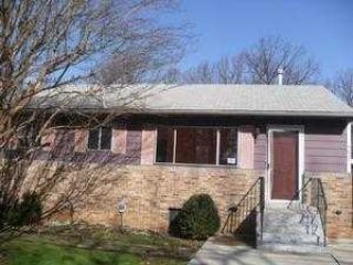 Foreclosed Home - 9002 3RD ST, 20706