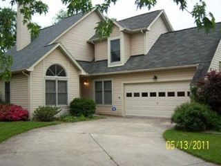 Foreclosed Home - 14221 GREENVIEW DR, 20708