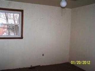 Foreclosed Home - 6101 WOODLAND LN, 20735