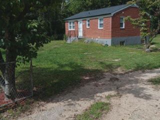 Foreclosed Home - 8600 WILLOW AVE, 20774