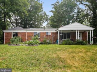 Foreclosed Home - 3321 STANFORD ST, 20783