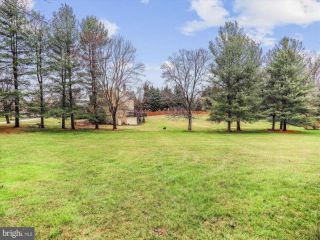 Foreclosed Home - 18124 HAYLOFT DR, 20855