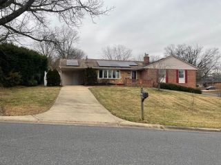 Foreclosed Home - 12608 Summerwood Dr, 20904