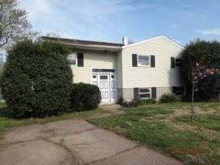 Foreclosed Home - 7852 CINDY DR, 21061