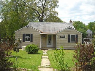 Foreclosed Home - 611 RIVERSIDE DR, 21122