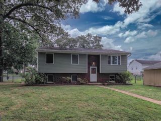 Foreclosed Home - 765 201ST ST, 21122