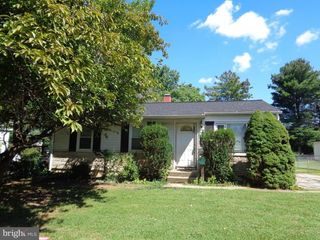 Foreclosed Home - 19 GREENVIEW AVE, 21136