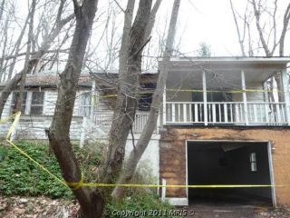 Foreclosed Home - 2411 SAMS CREEK RD, 21157