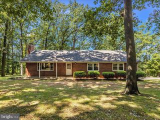 Foreclosed Home - 1228 OLD MANCHESTER RD, 21157