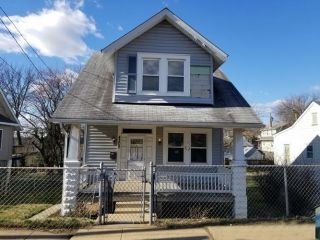 Foreclosed Home - List 100350005