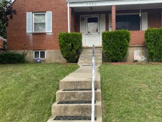 Foreclosed Home - 5920 PLAINFIELD AVE, 21206