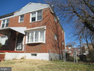 Foreclosed Home - 5519 CEDONIA AVE, 21206