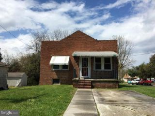 Foreclosed Home - 1100 Gregory Ave, 21207