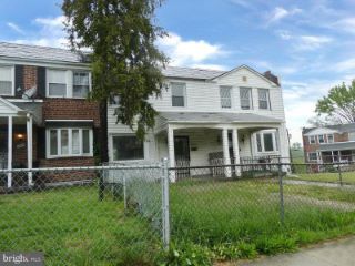 Foreclosed Home - 2502 PARK HEIGHTS TER, 21215