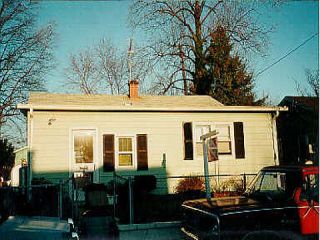 Foreclosed Home - 1319 THIRD RD, 21220